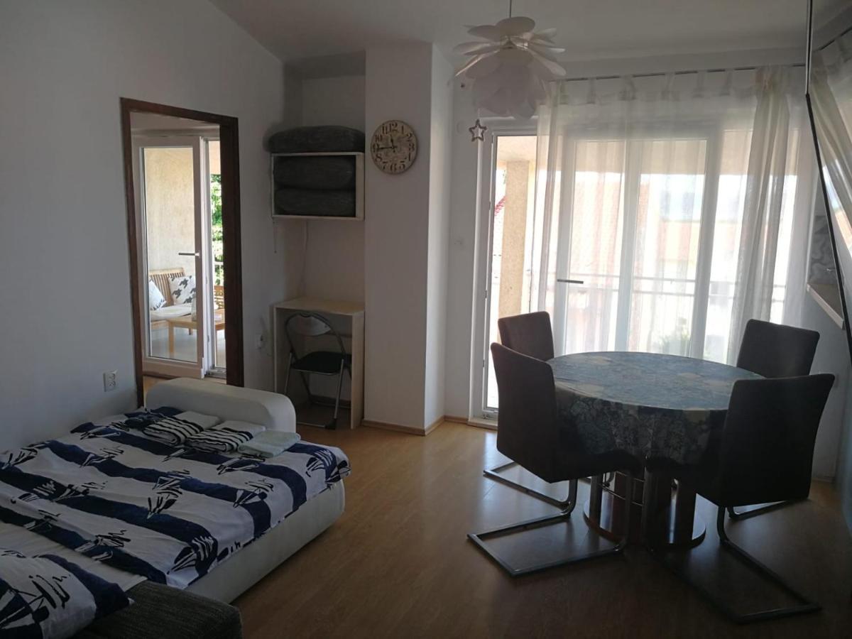 Apartmani Nea 比奥格勒·纳·莫鲁 外观 照片