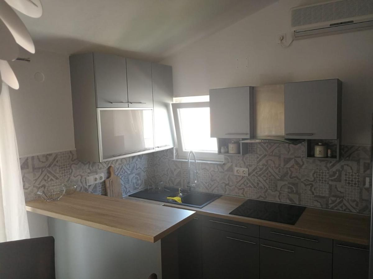 Apartmani Nea 比奥格勒·纳·莫鲁 外观 照片
